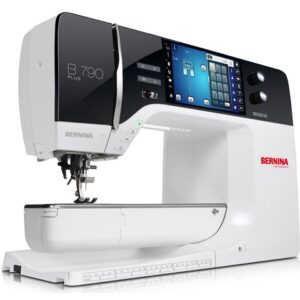 Alternative view of BERNINA 790 PRO