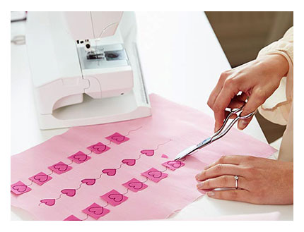 Husqvarna Designer Ruby Royale