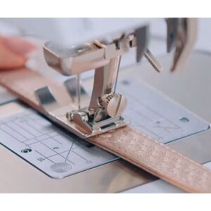 Alternative view of Bernina 735 PRO