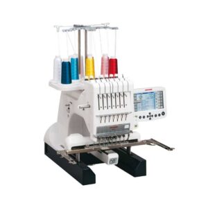 Máquina de bordar Janome MB7