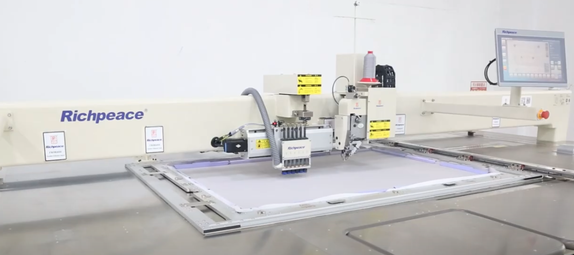 Máquina de Perforación y Costura Integrada