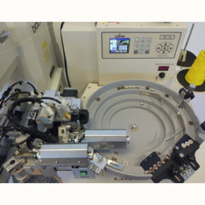 Alternative view of Máquina de coser botones con alimentador automático Brother con motor Direct Drive BE-438FX