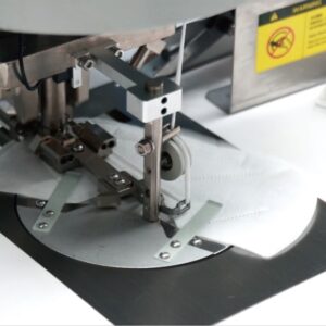 Alternative view of Máquina semiautomática  de soldadura  goma de mascarilla plegada