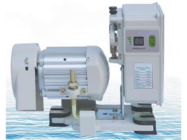 Motor servo compacto bajo bancada