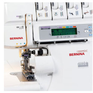 Alternative view of Bernina Remalladora y Recubridora 1300 MDC