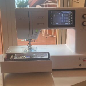 Alternative view of Bernette B77 Oulet